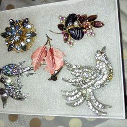 Vintage Assorted Brooches