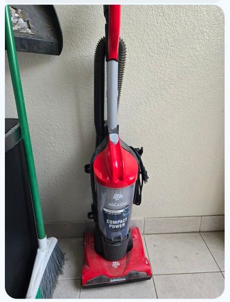 Dirt Devil Vaccuum