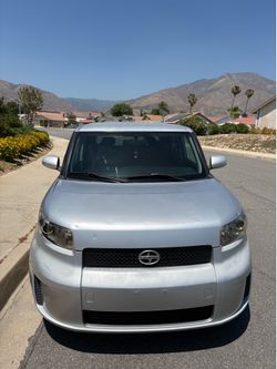 Scion Xb 2010