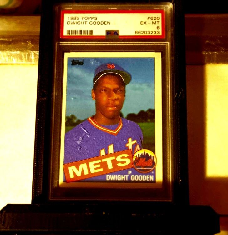 Dwight GOODEN,(ROOKIE CARD)GRADED