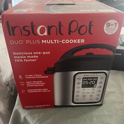Instant Pot Duo Plus 9-in-1 Electric Pressure Cooker, Slow Cooker, Stainless Steel