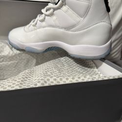 2024 Release Jordan 11’s “Legend Blue”