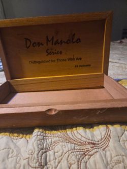 Don't Manolo cigar box.