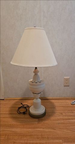 Vintage Shabby Chic Style Lamp