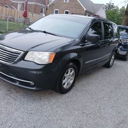 2012 Chrysler Town & Country