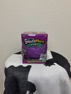 Jumbo Grape Squishy 🍇