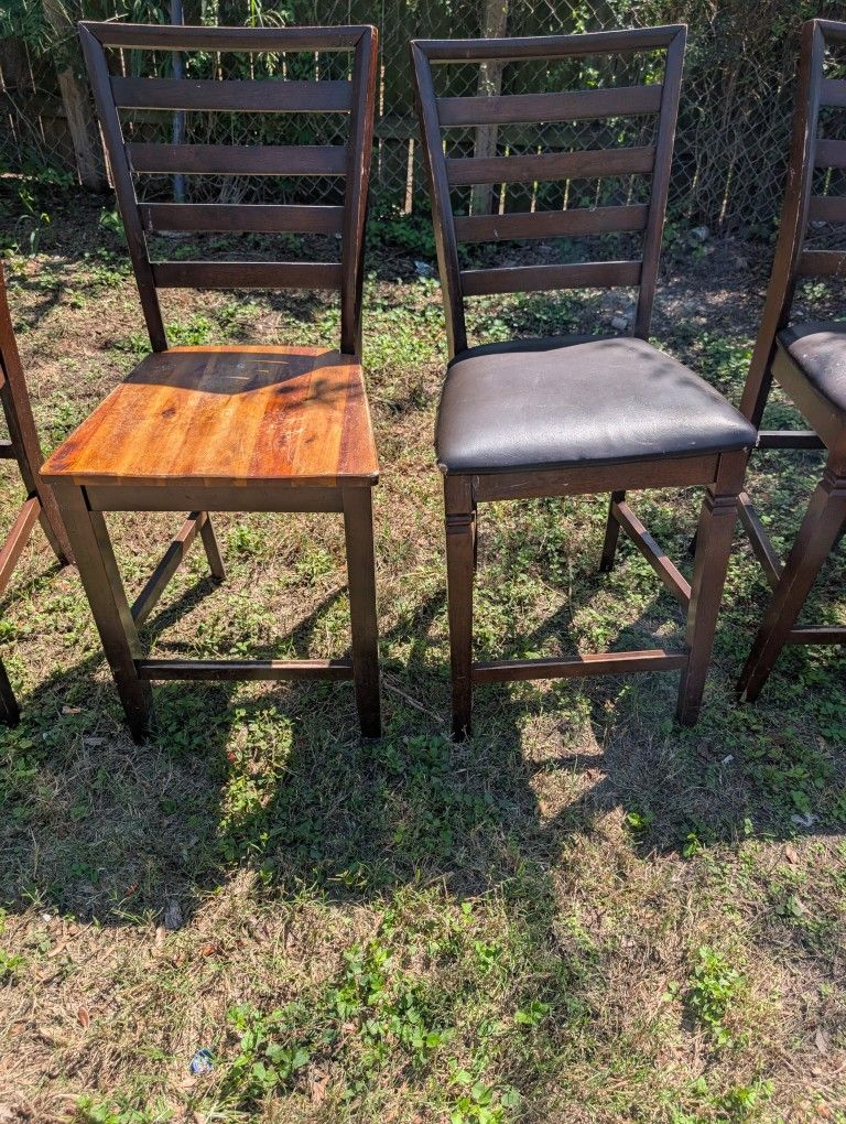 Wooden Table Chairs