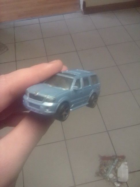 Lincoln Navigator Hot Wheels Car