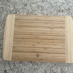 BAMBOO CUTTING BOARD