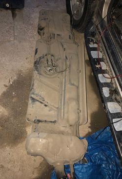 2001 suburban gas tank