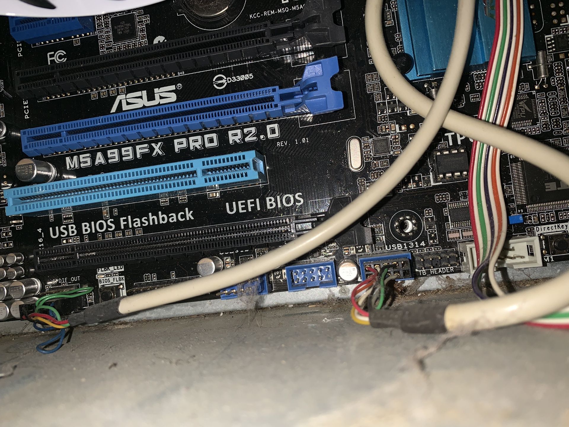 Motherboard matched with AMD FX 8350 CPU