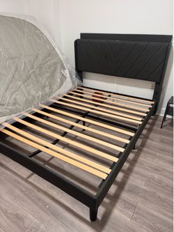 Queen bed