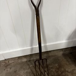 Pitchfork 4 Tines Tool