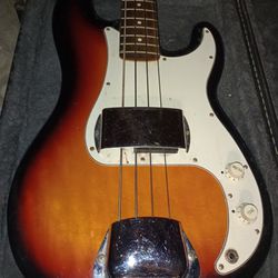 '94 MIM Fender P-Bass. Excellent condition.
