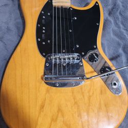 Original 1977 USA Fender Mustang & Case