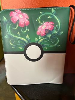 New Pokémon Zippered  Binder. Has some creases on vinyl