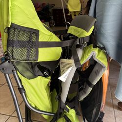 Hiking baby carrier