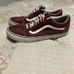 Vans Old Skool Shoes In Burgundy And White