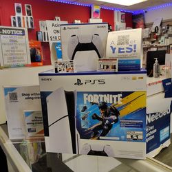 PlayStation 5 disc Fortnite bundle Brand new - on special cash deal $549 (payments options available 🤩)