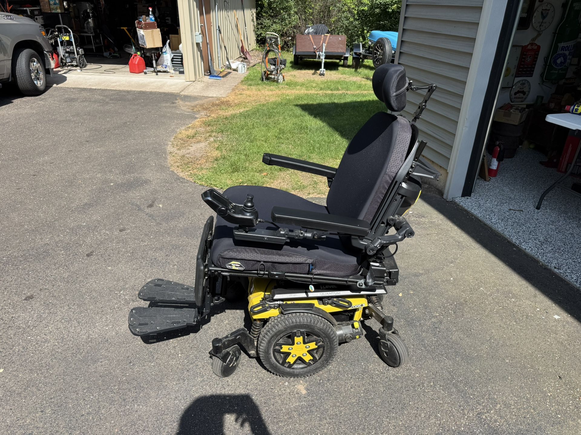 QUANTUM Q6 EDGE 3 MOBILITY CHAIR NEW 