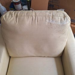 FREE Couch SIDE TABLES ACCENT CHAIR OFF WHITE