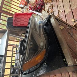 2014-2016 AUDI A3 / S3 HEADLIGHT PASSENGER SIDE XENON ADAPTIVE OEM