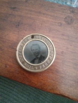 Antique Abraham Lincoln Portrait Campaign Button