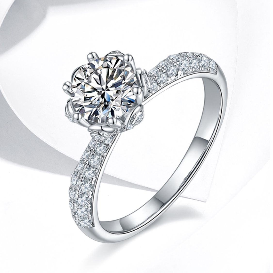 New Moissanite  Engagement Ring 1CT Sterling Silver With Certificate  Size 8