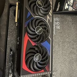 4070 Ti Asus ROG Strix 