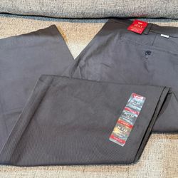 Brand New Men's Levi's Pants Size 36 × 32