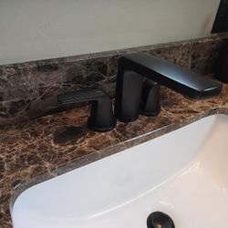 Bathroom Sink Faucet 