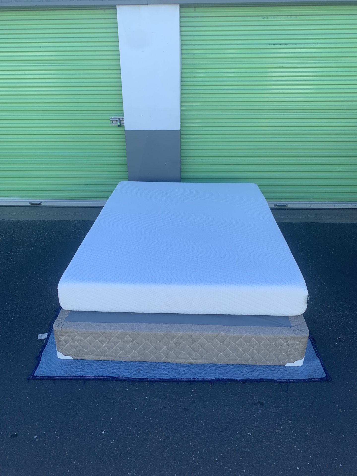 Queen Bed & Frame