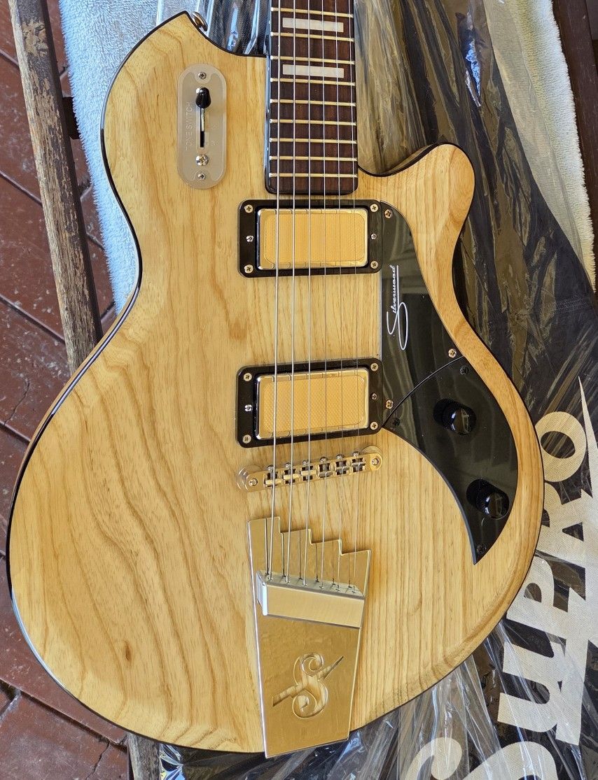 Supro 1296AN Silverwood Natural Ash Guitar & Supro Bag 
