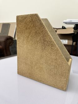 Tiffany Hunter Home Magazine Holder