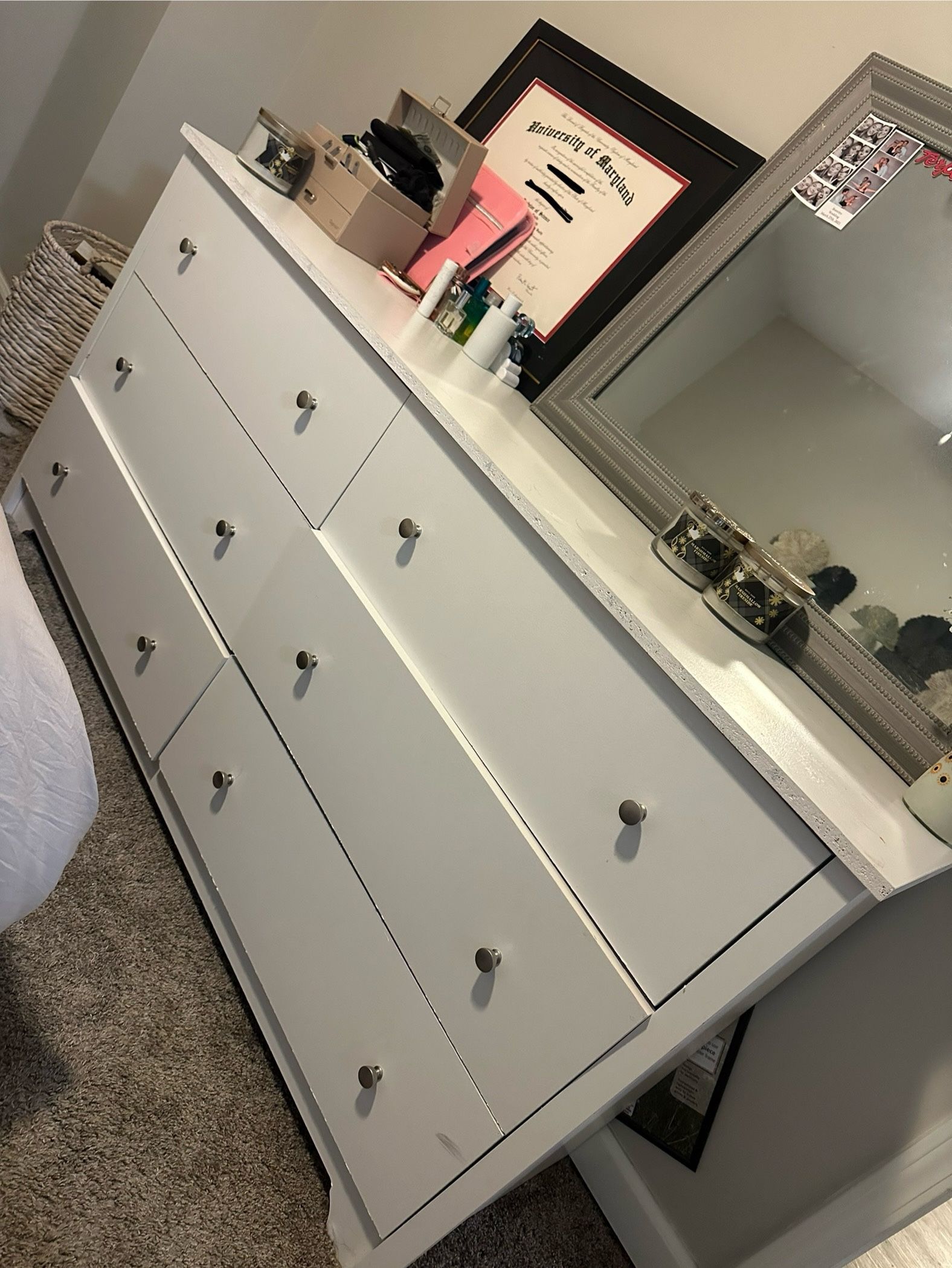 Dresser 