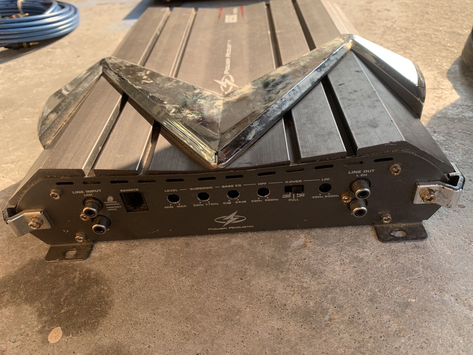 1250 watts amplifier