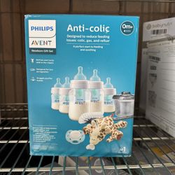Philips AVENT Anti-Colic Baby Bottle with AirFree Vent Newborn Gift Set with Snuggle