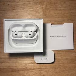 🍎 Apple AirPods Pro 3rd Generation - Excellent Condition 