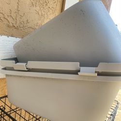 Enclosed Cat Liter Box 