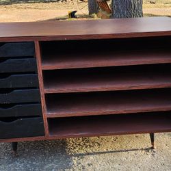 Vintage Mid Century Modern Peg Leg Credenza