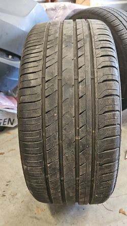 235 40 19 Single Tire
