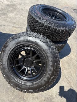 New rims with use tire Goodyear 245/65/R17 for Toyota Tacoma for runner , Chevy, GMC