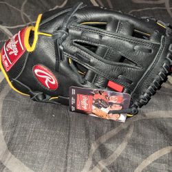 NIW- Rawlings 11.5 inch