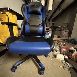 S-Gamer Chair