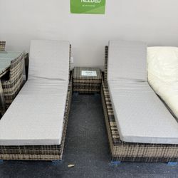 Outdoor Furniture Poolside Chaise Lounges Set With Coffee Table In The Middle 