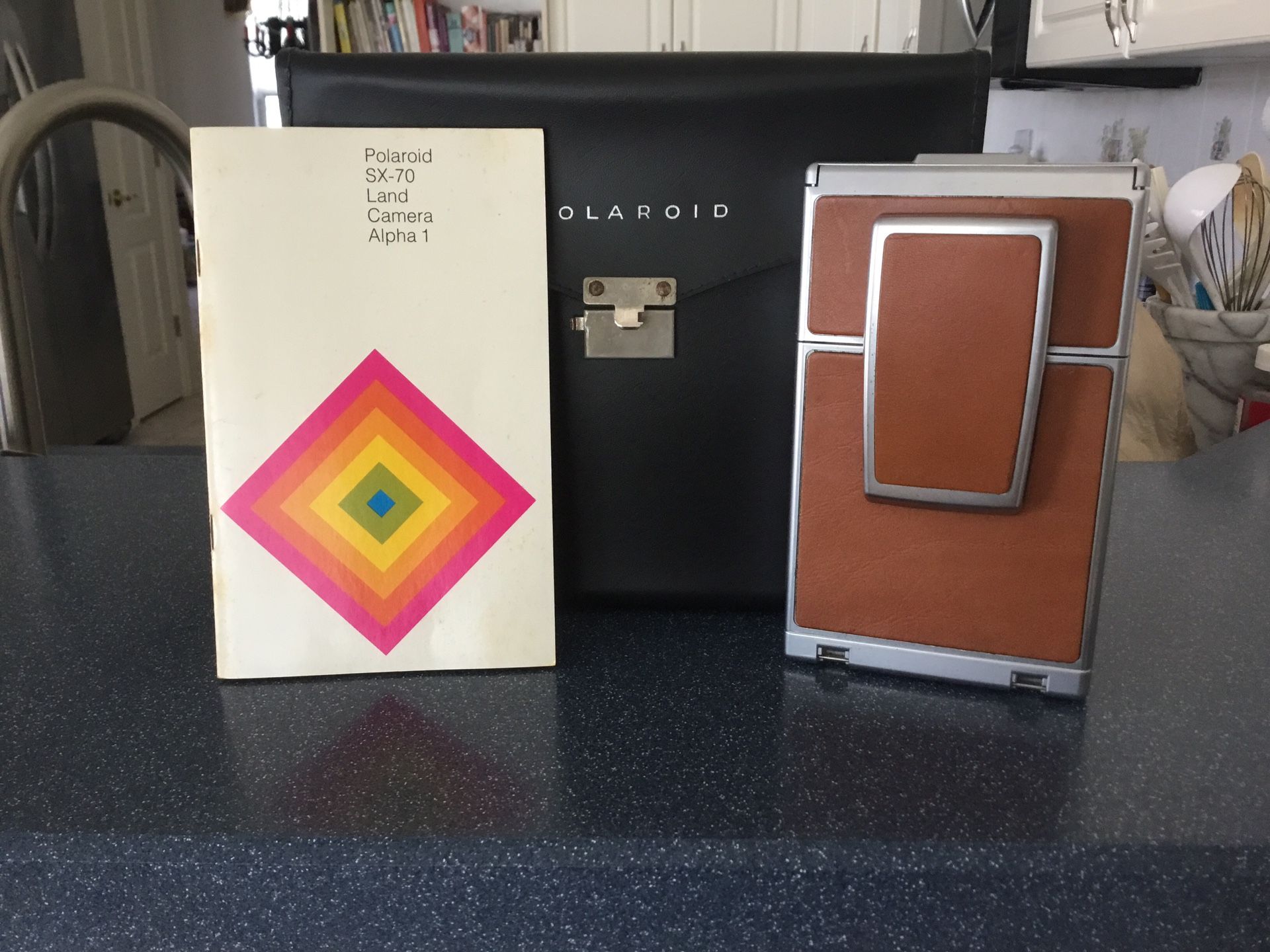 Vintage Polaroid Land SX-70 CAMERA Alpha 1