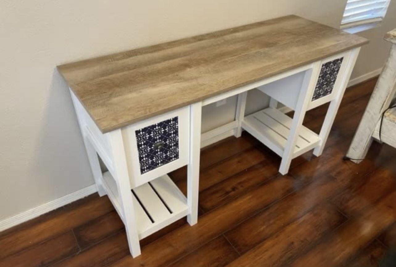 Cottage Road Desk, Soft White finish