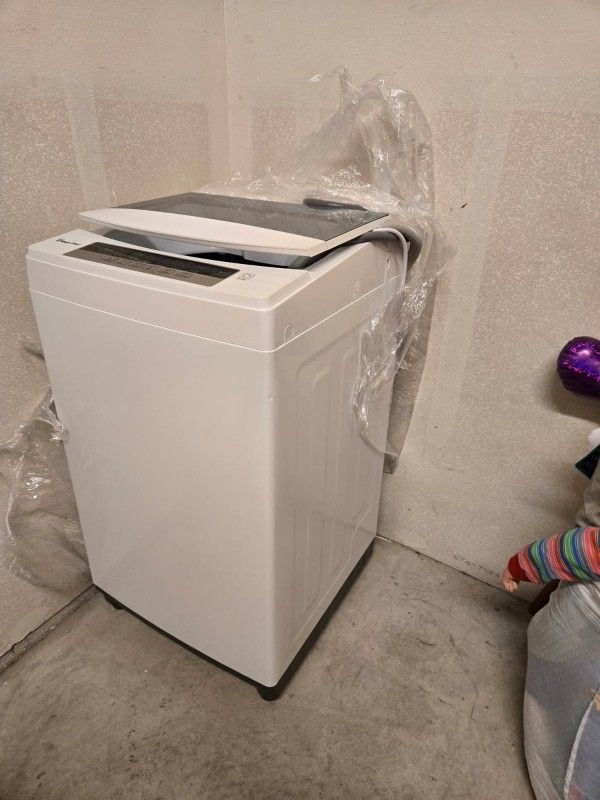 Magic Chef Top Loading Washing Machine. Portable Washer 1.7 Cubic Feet