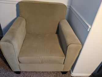 Sofa (Free)