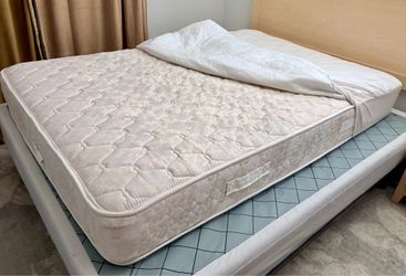 Full Mattress with cover